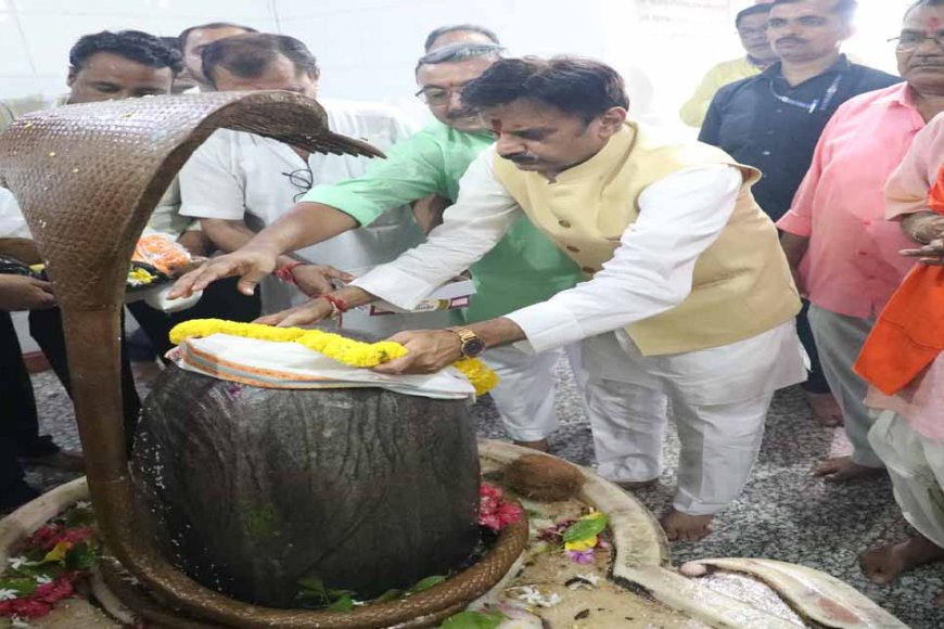 उप मुख्यमंत्री ने रीवा के मनकामेश्वर शिव मंदिर जीर्णोद्धार कार्य का हुआ भूमिपूजन