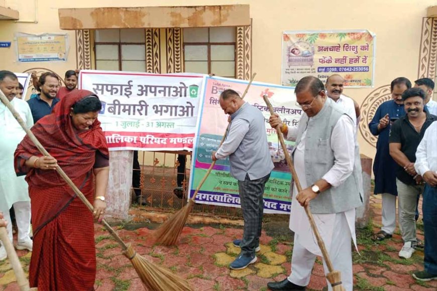 प्रधानमंत्री जन औषधि केन्द्र में दवाईयाँ और सर्जिकल सामाग्री सुलभता से मिलेगी – मंत्री श्रीमती संपतिया उइके