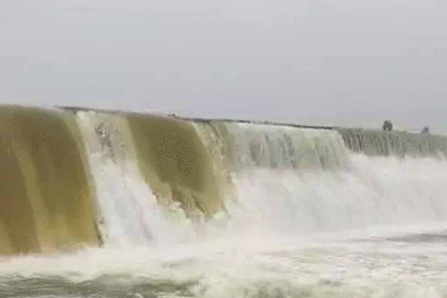 ग्वालियर में तेज बारिश से कई इलाकों में भरा पानी, भिंड का वैसली जलाशय ओवरफ्लो